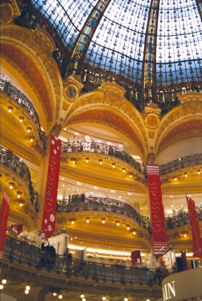 Hotel La Sanguine Paris Bagian luar foto