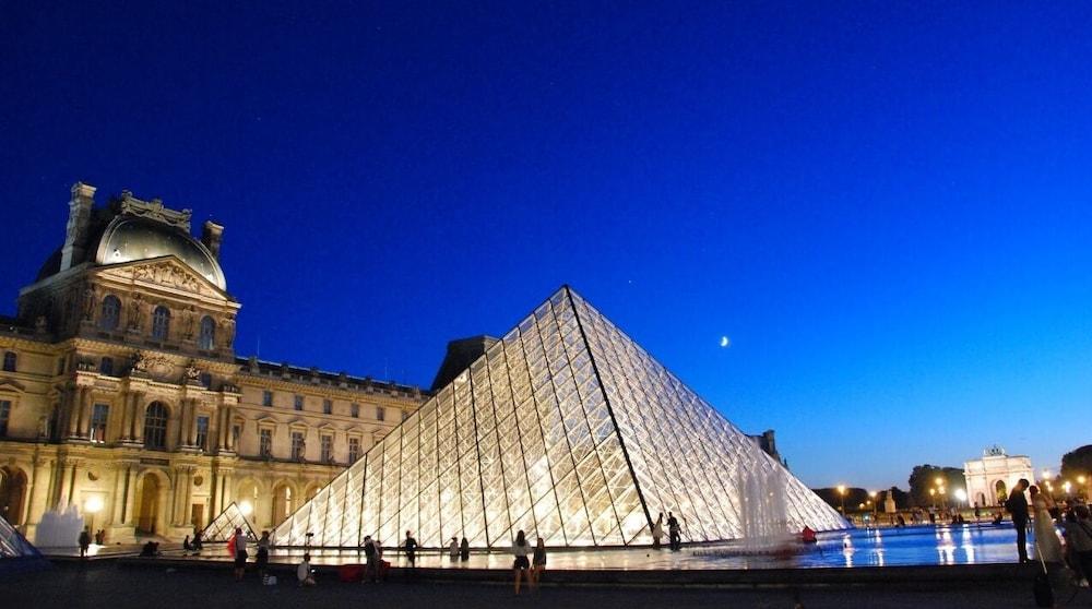 Hotel La Sanguine Paris Bagian luar foto