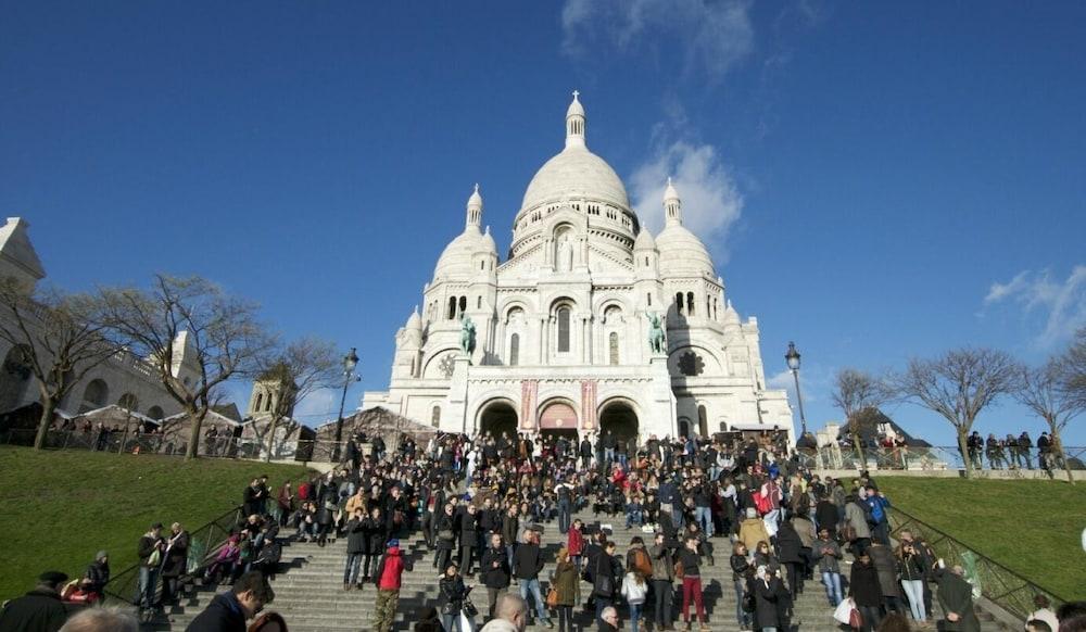 Hotel La Sanguine Paris Bagian luar foto